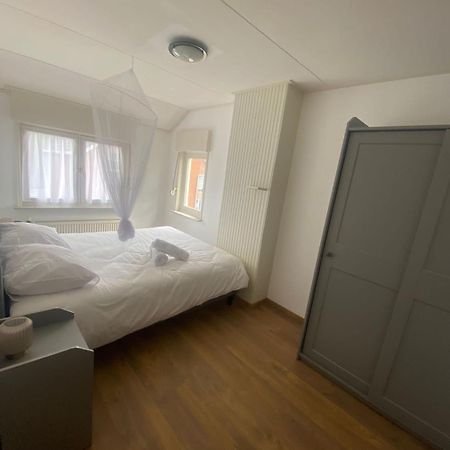 Aangename En Zeer Rustig Gelegen Vakantiewoning Westdorpe 외부 사진